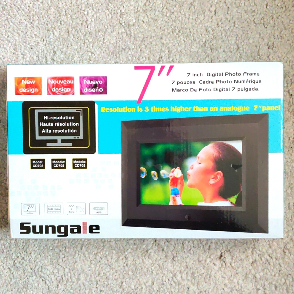 NWOT Digital Photo Frame